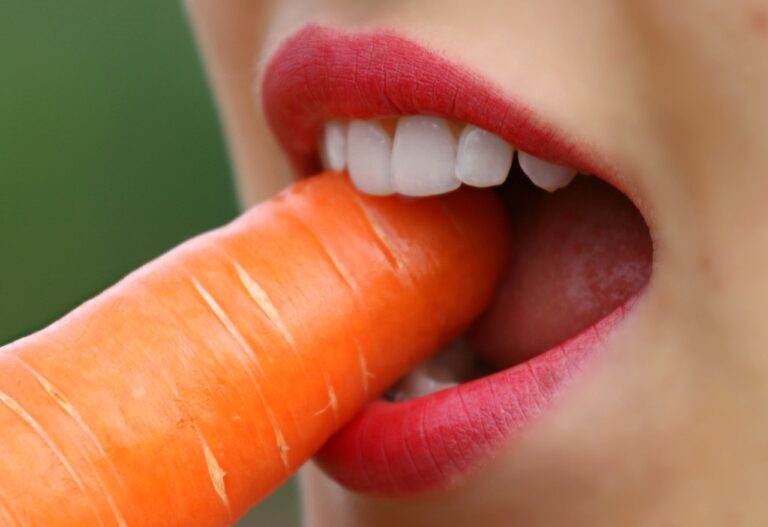 A Balanced Diet for a Healthy Mouth and Teeth 